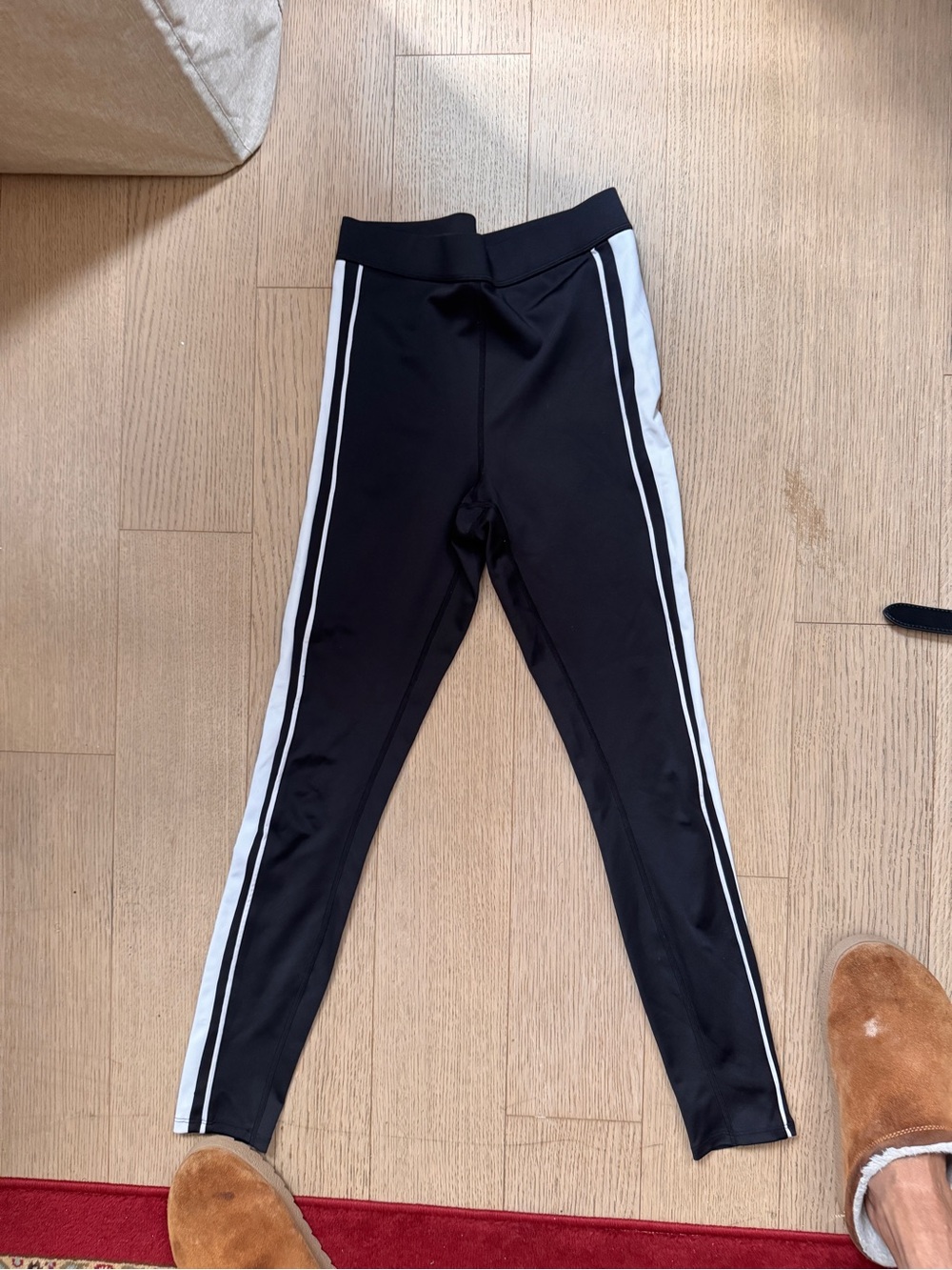 Alo Black Leggings with White Side Stripes